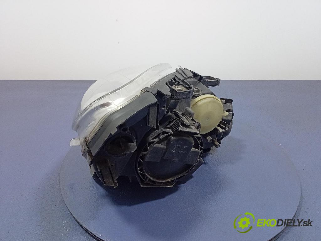 Mercedes B-Klasa 2005 Reflektor: Vľavo: A1698201761