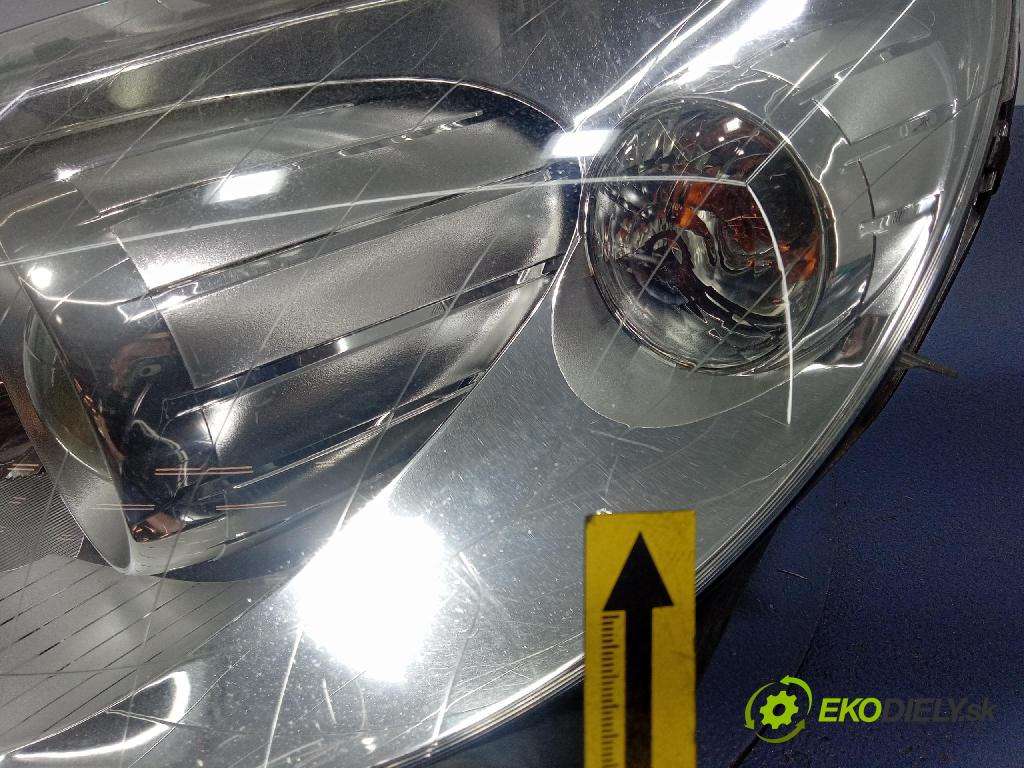 Mercedes B-Klasa 2005 Reflektor: Vľavo: A1698201761