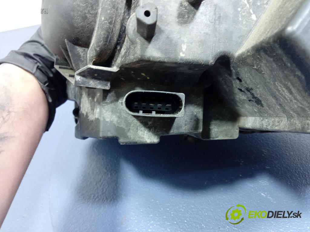 Mercedes B-Klasa 2005 Reflektor: v pravo: A1698201861