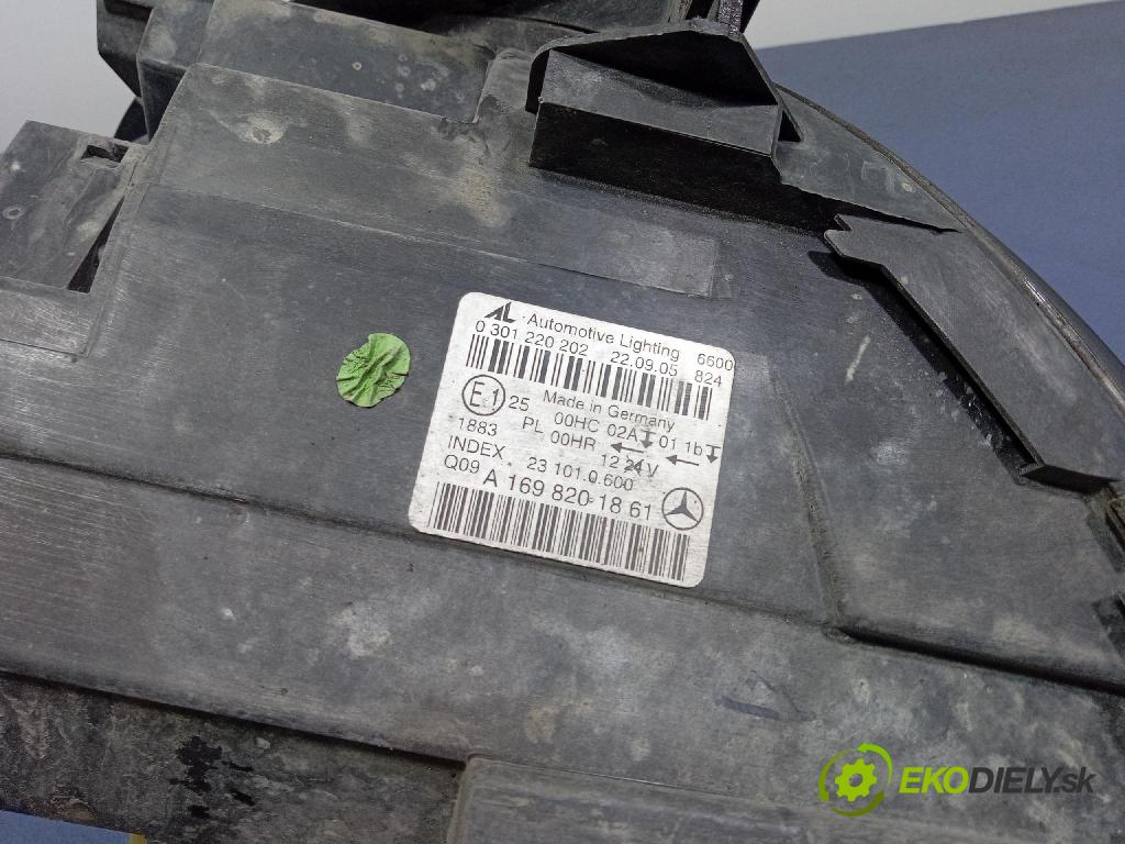 Mercedes B-Klasa 2005 Reflektor: v pravo: A1698201861