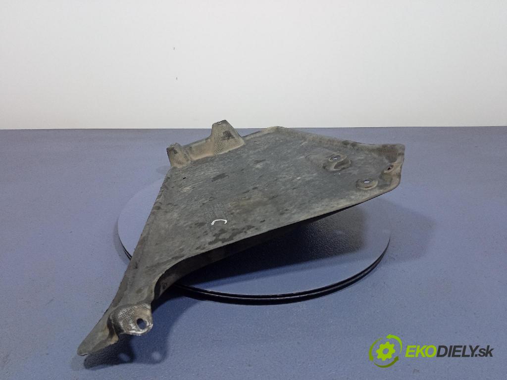 Audi A6 2020 kryt Plast: podvozek: 4K0825311