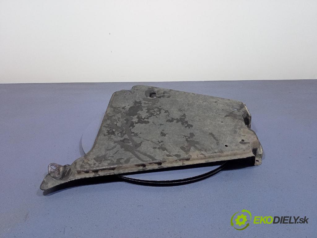 Audi A6 2020 kryt Plast: podvozek: 4K0825311