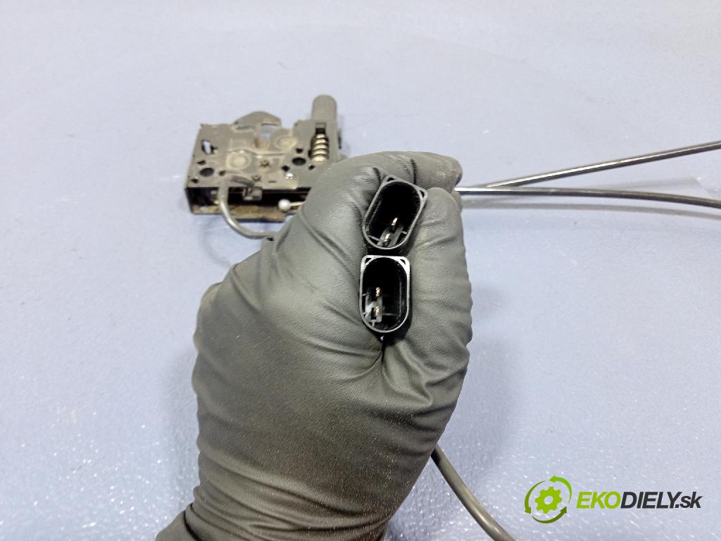 Audi A6 2020 zámok masky: 4K0823509