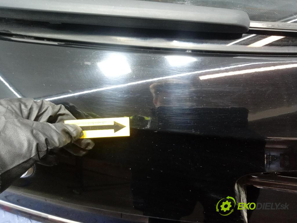 Audi A6 2016 zadna dveře kufra: kufra: