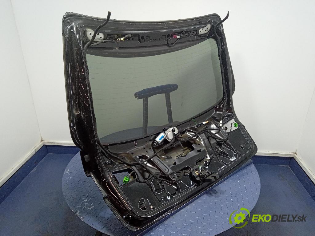 Audi A6 2016 zadna dveře kufra: kufra: