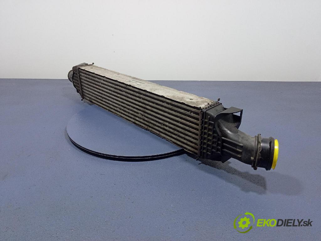 Audi A6 2020 chladič Vzduch: 8W0145805AD