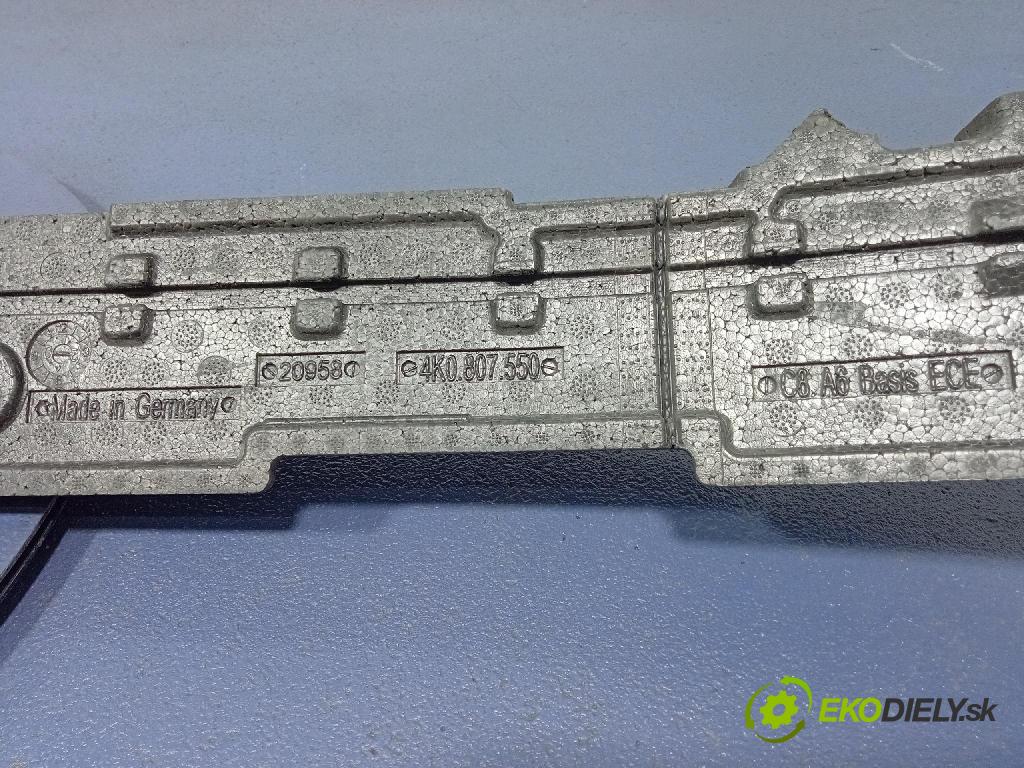 Audi A6 2020 výstuha narazník Predné 4K0807550