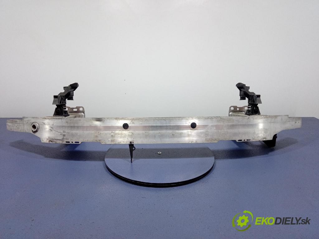 Audi A6 2020 výstuha narazník Predné