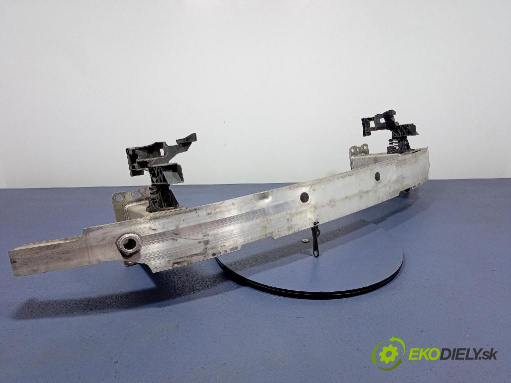 Audi A6 2020 výstuha narazník Predné