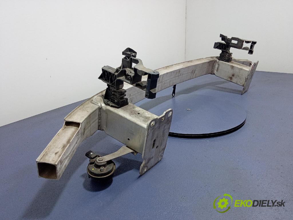 Audi A6 2020 výstuha narazník Predné