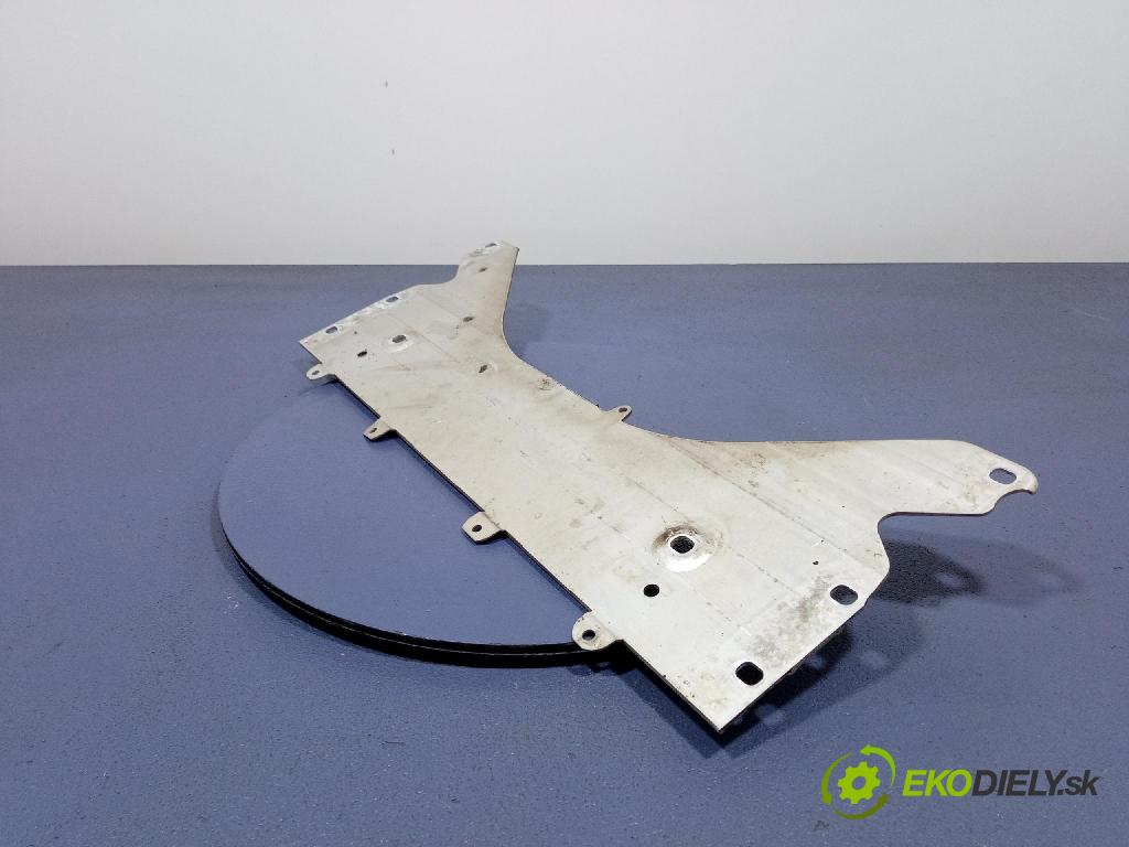 Audi A6 2020 Výstuha 4K0803341