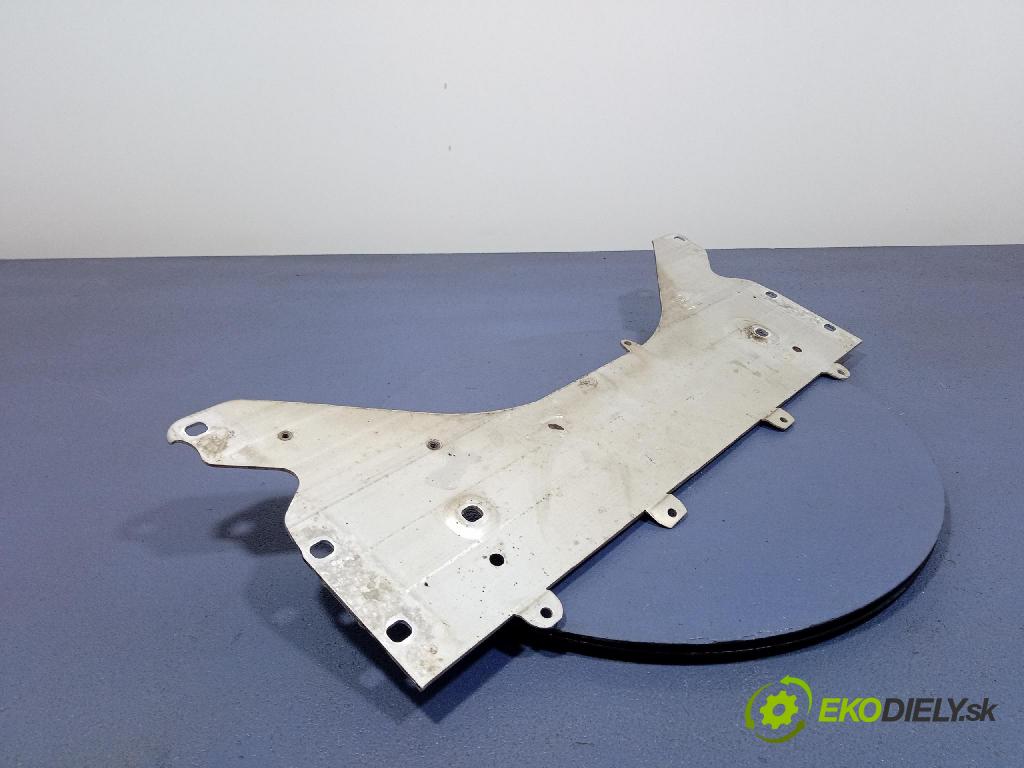 Audi A6 2020 Výstuha 4K0803341