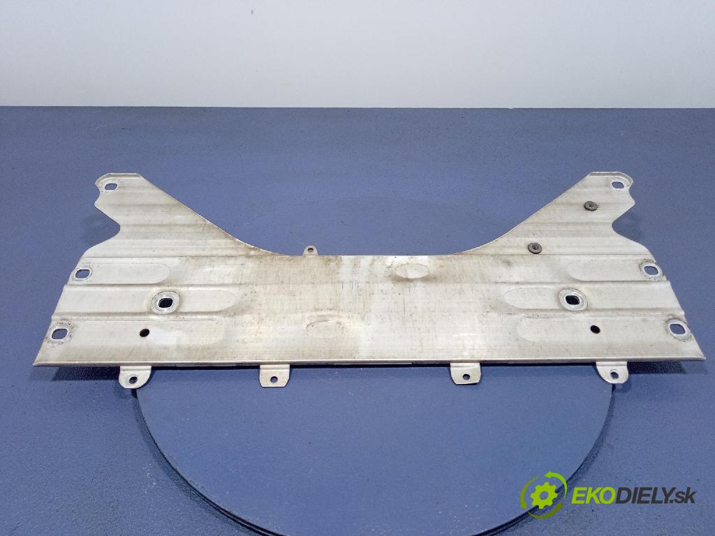 Audi A6 2020 Výstuha 4K0803341