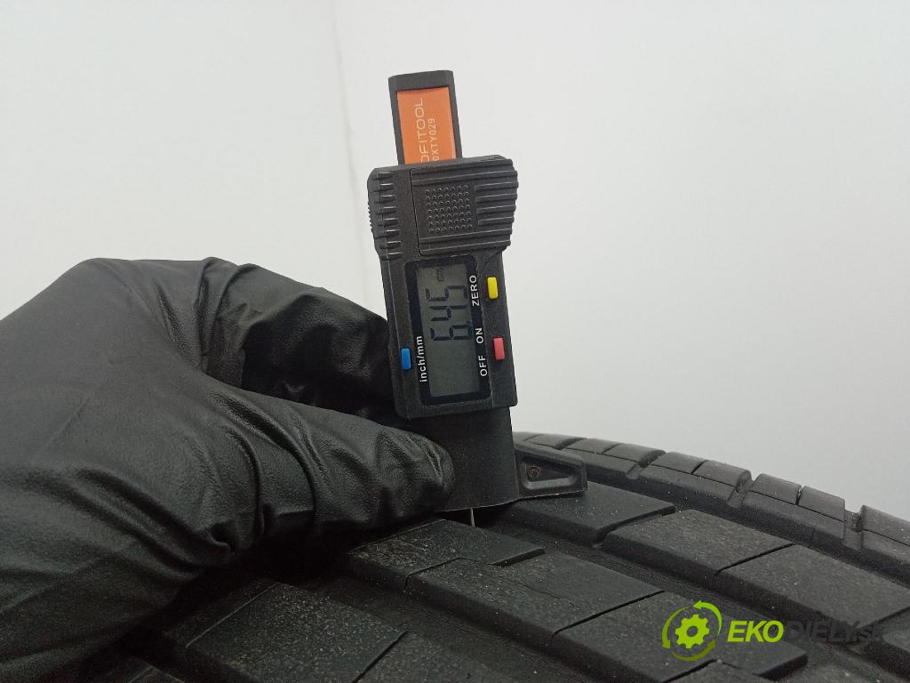 Audi A6 2020 Ráfiky: Hlinikové: Pneumatiky: 4K0 601025D