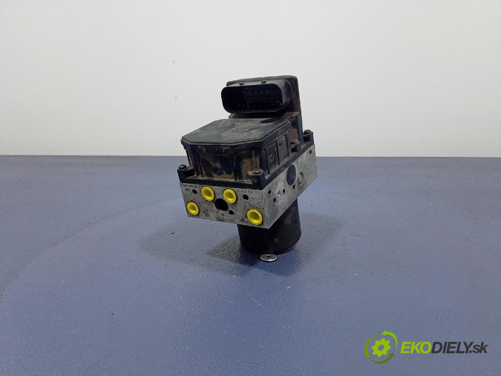 Bmw Seria 5 2002 čerpadlo ABS x 6756340