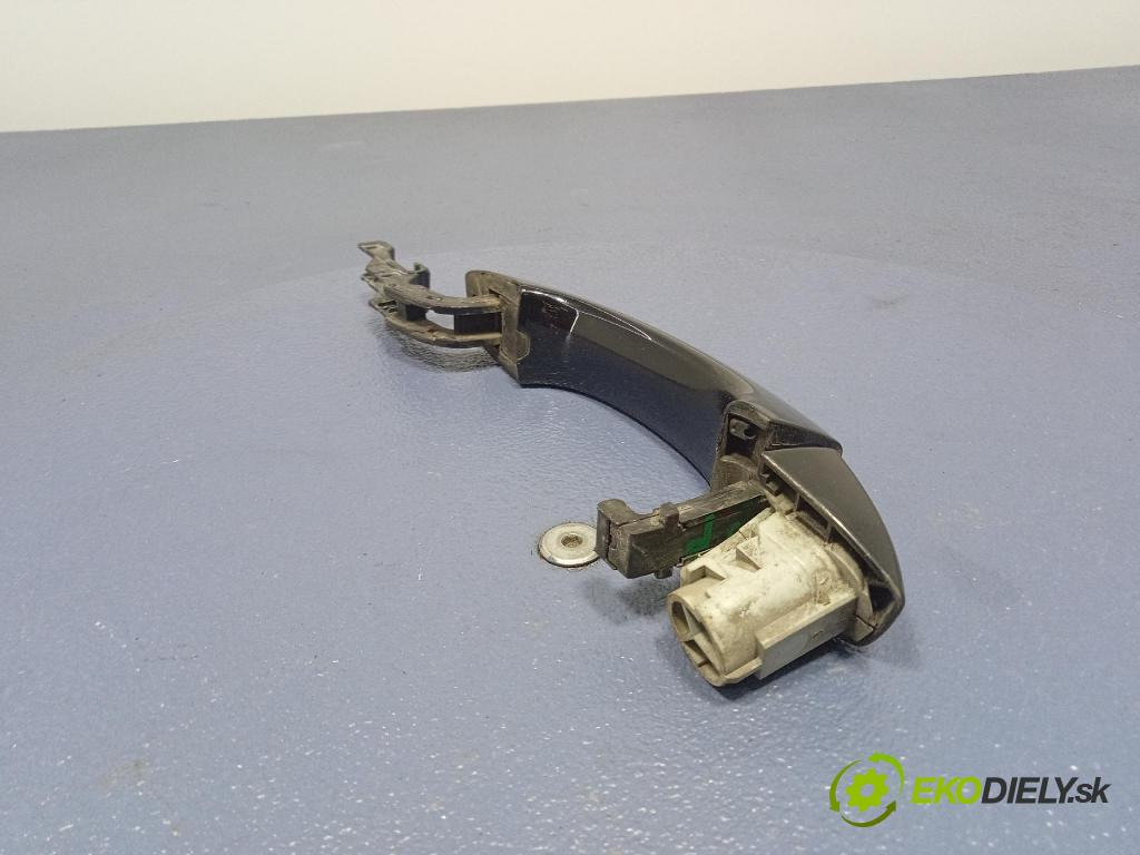 Audi A6 2016 rukoväť Predné Prava: 4H0837206