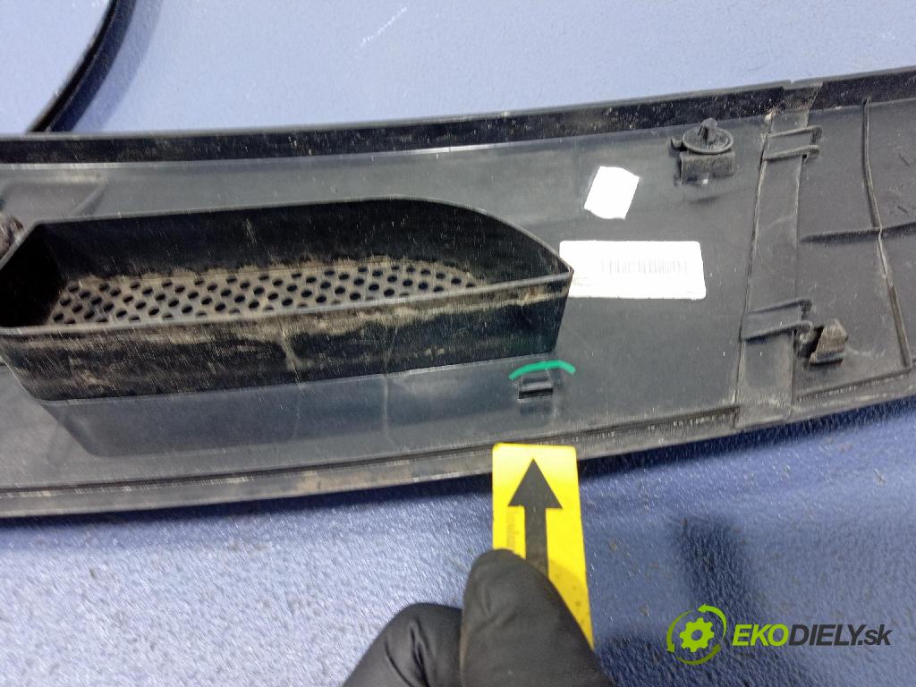 Mercedes B-Klasa 2005 torpédo A1698360018