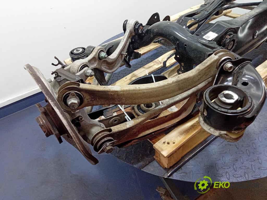 Audi A6 2020 výstuha Pozastavenia: zad 4K0505235AL