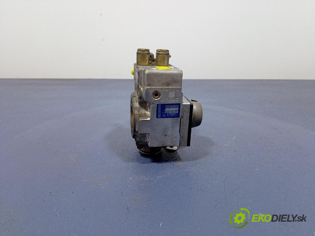 Mitsubishi Carisma 2002 čerpadlo Injekcia: MD369885