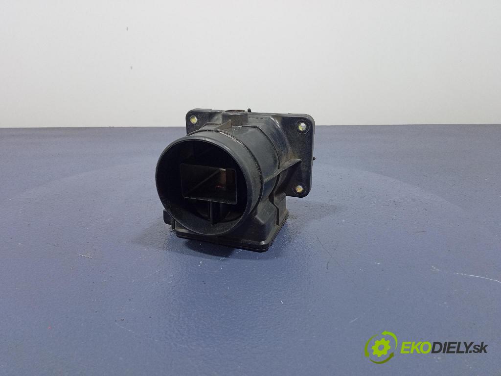Mitsubishi Carisma 2002 průtokoměr: E5T08271