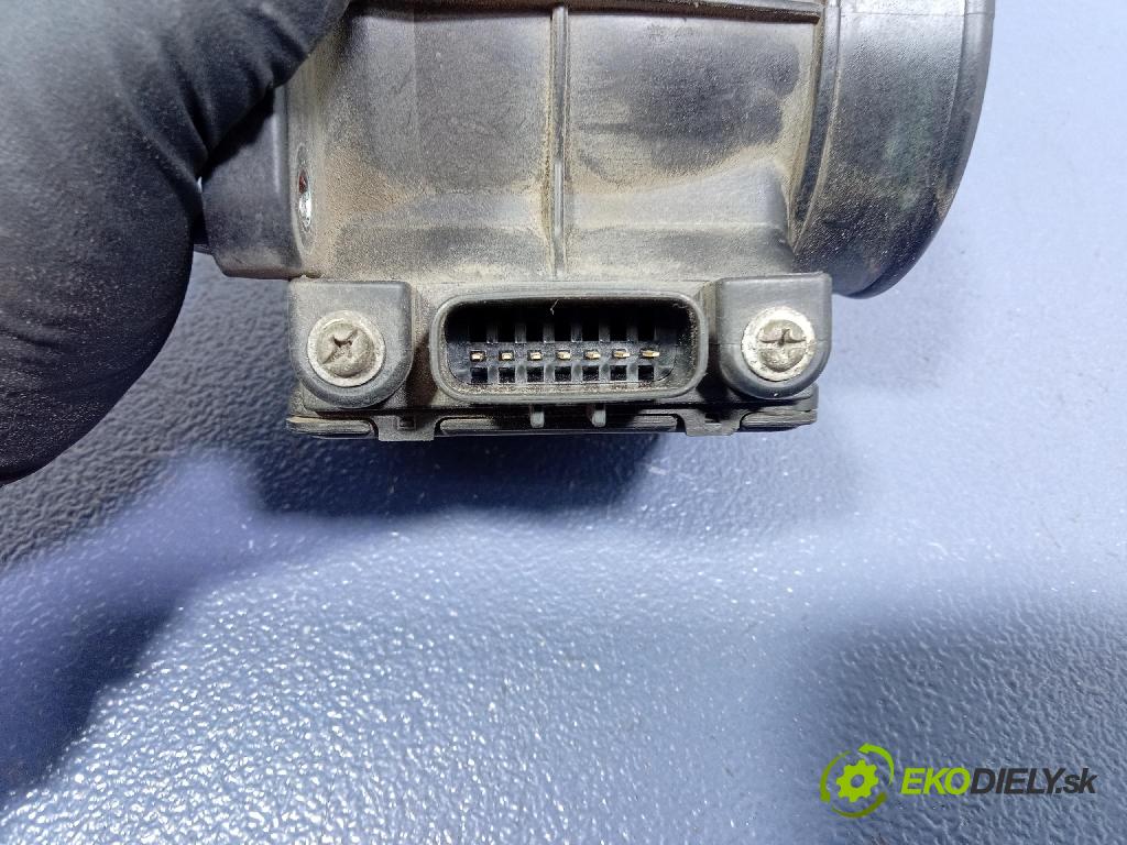 Mitsubishi Carisma 2002 průtokoměr: E5T08271