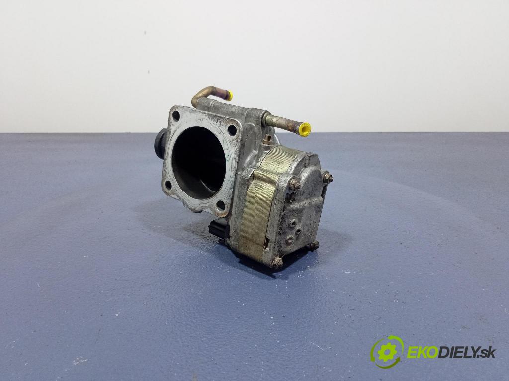 Mitsubishi Carisma 2002 klapka EAC60-003