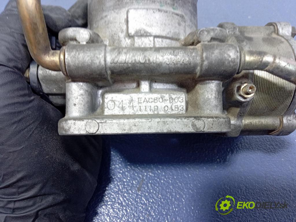 Mitsubishi Carisma 2002 klapka EAC60-003