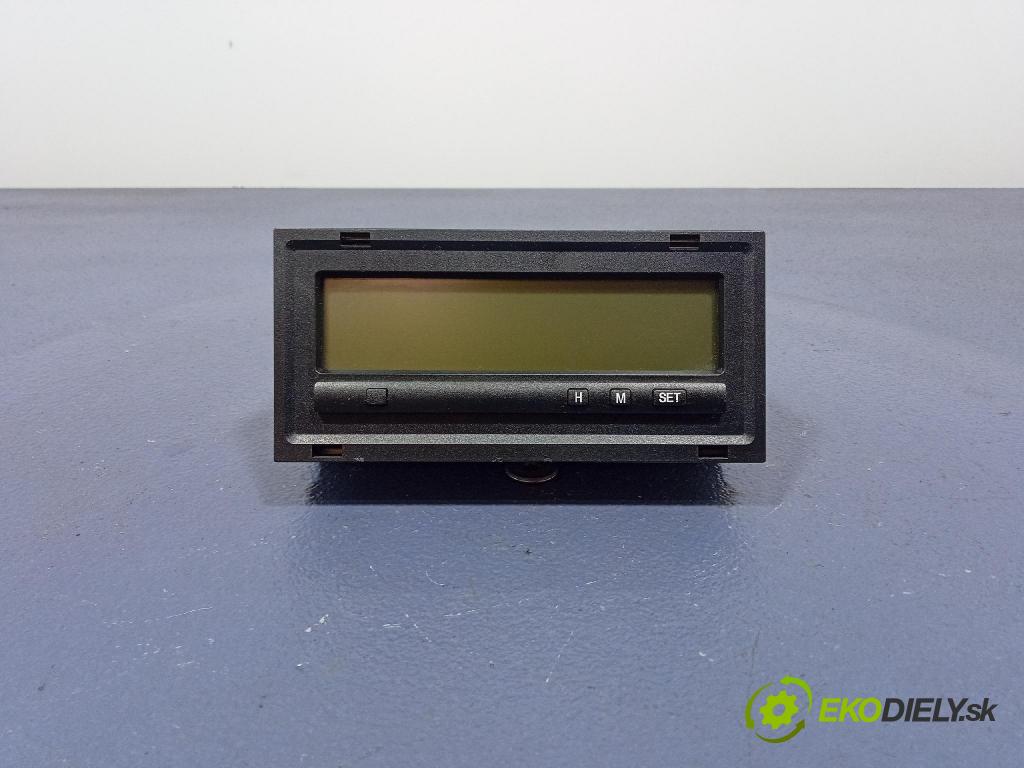 Mitsubishi Carisma 2002 Zobrazit: Rádio: / GPS MR975047