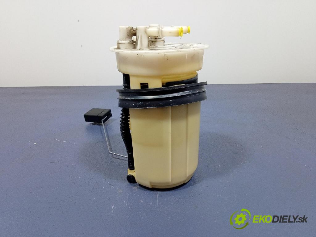 Mitsubishi Carisma 2002 čerpadlo Palivo: / Systém: Meranie: MR373874