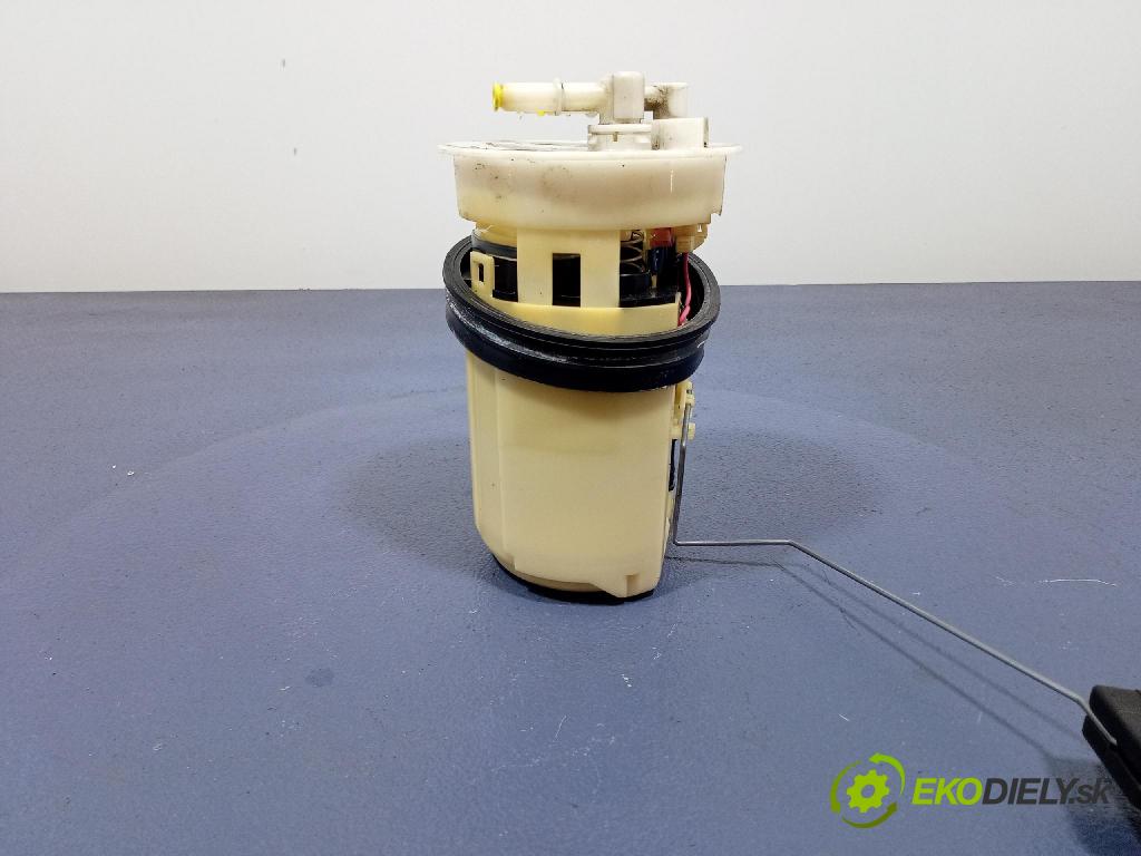 Mitsubishi Carisma 2002 čerpadlo Palivo: / Systém: Meranie: MR373874