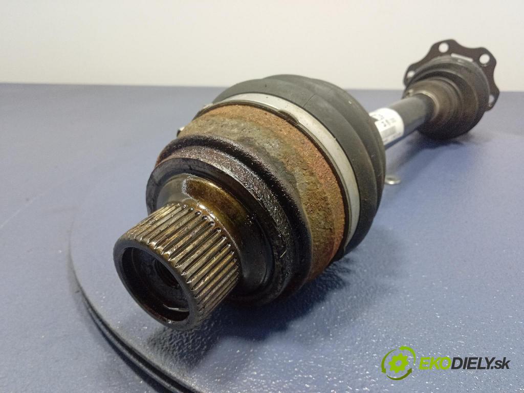 Audi A6 2016 poloos Prava: Predné 4G0407271F