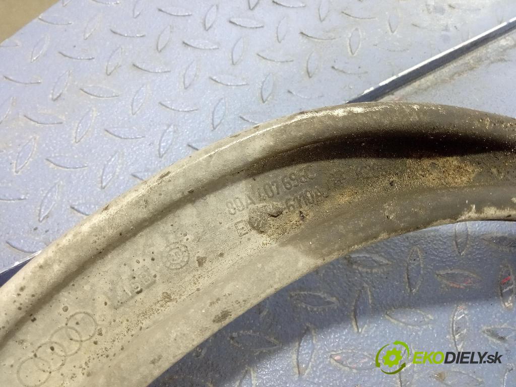 Audi A6 2020 náboj Prava: 4K0407242D