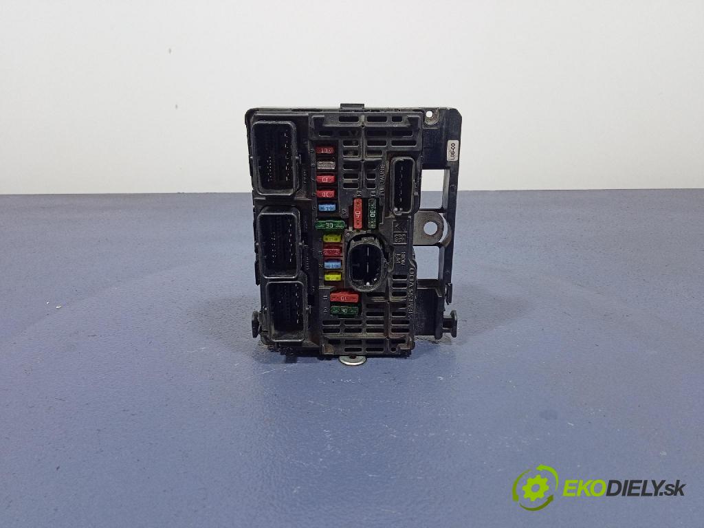 Citroen C4 2005 skříňka Pojistky 9657718780