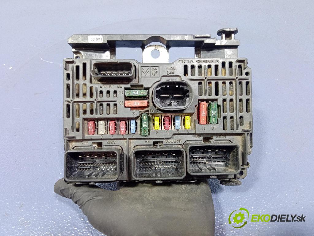 Citroen C4 2005 skříňka Pojistky 9657718780