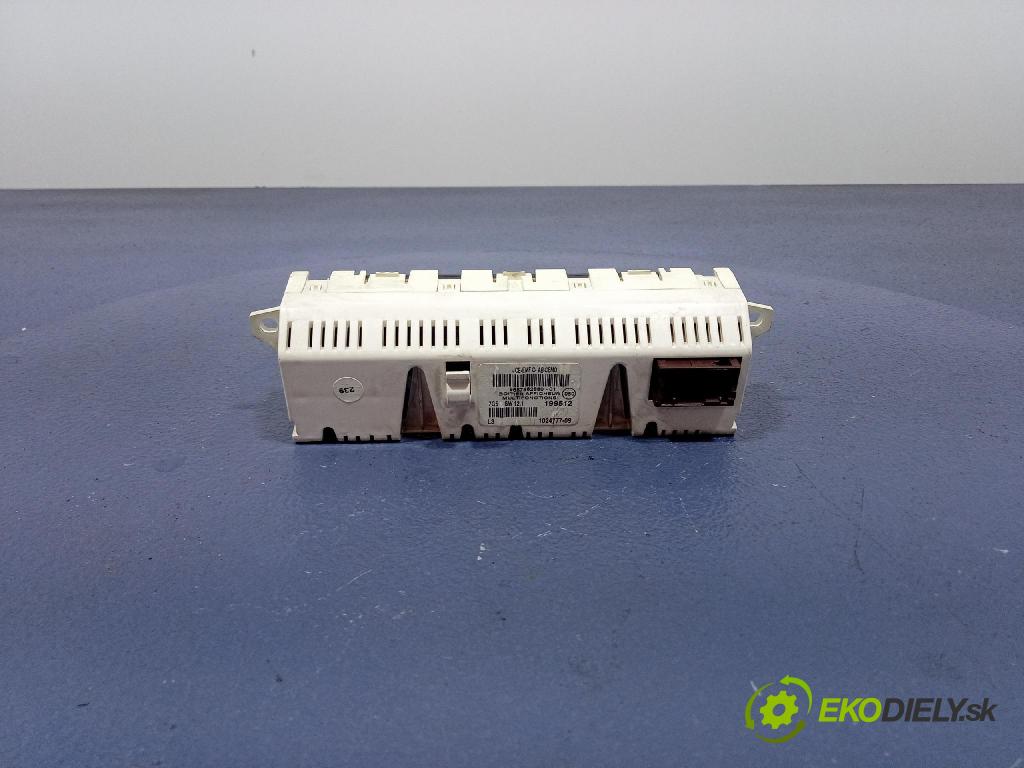 Citroen C4 2005 displej Radio / GPS 9657882880