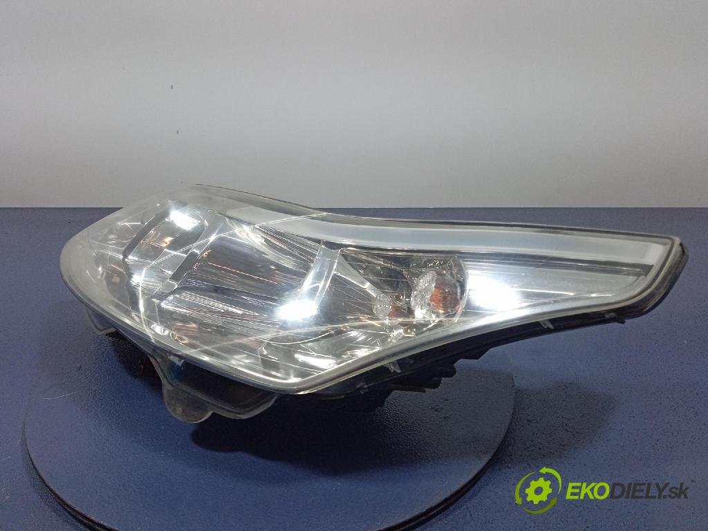 Citroen C4 2005 Reflektor: Vľavo: 20-A664