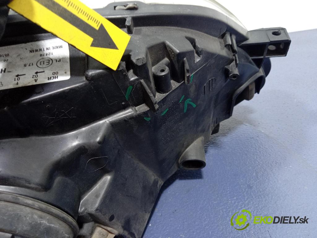 Citroen C4 2005 Reflektor: Vľavo: 20-A664