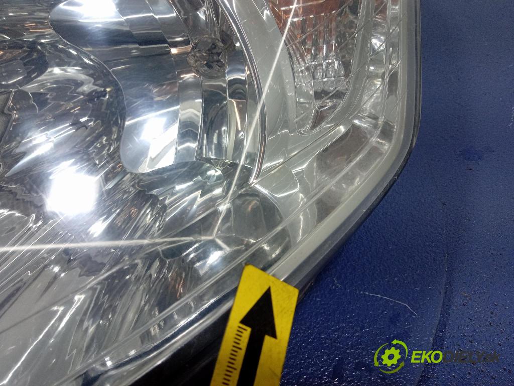 Citroen C4 2005 Reflektor: Vľavo: 20-A664