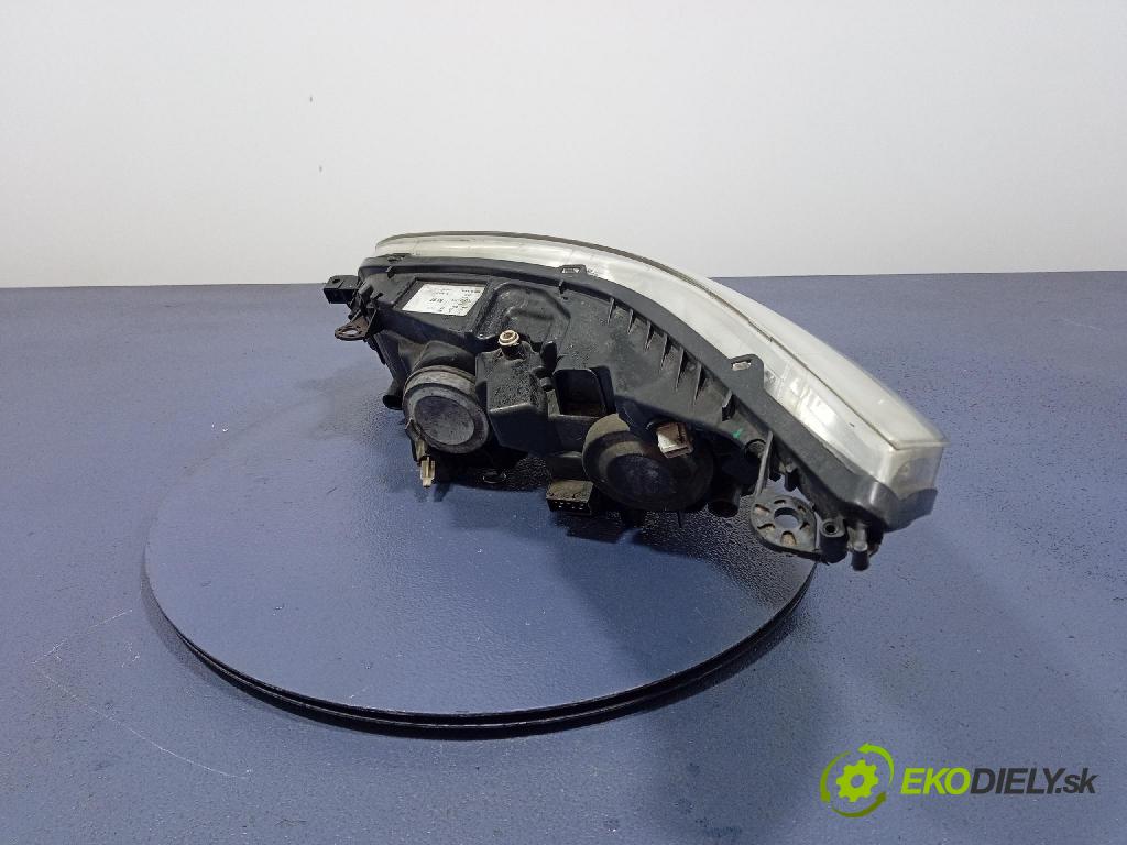 Citroen C4 2005 Reflektor: v pravo: 20-A663