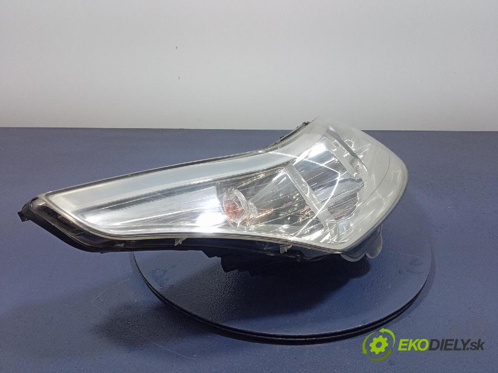 Citroen C4 2005 Reflektor: v pravo: 20-A663