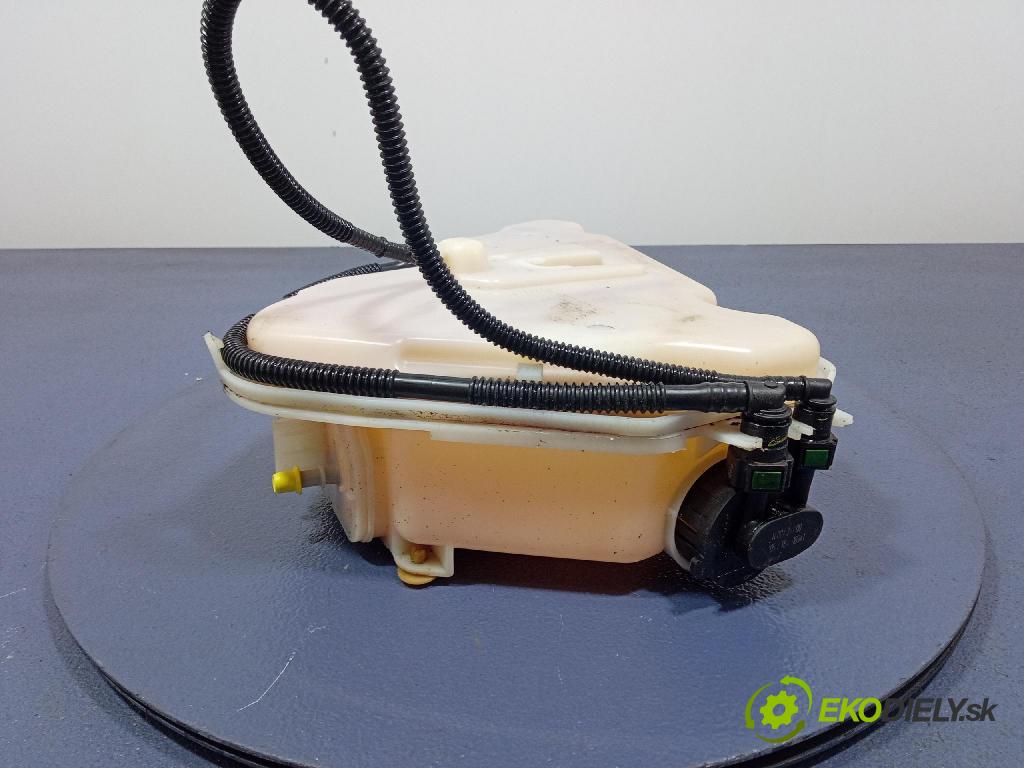 Citroen C4 2005 Nádrž: AdBlue: 9639233780