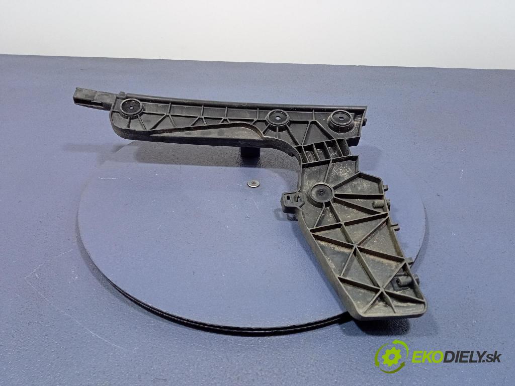 Audi A6 2020 Upevnění: narazník 4K5807453