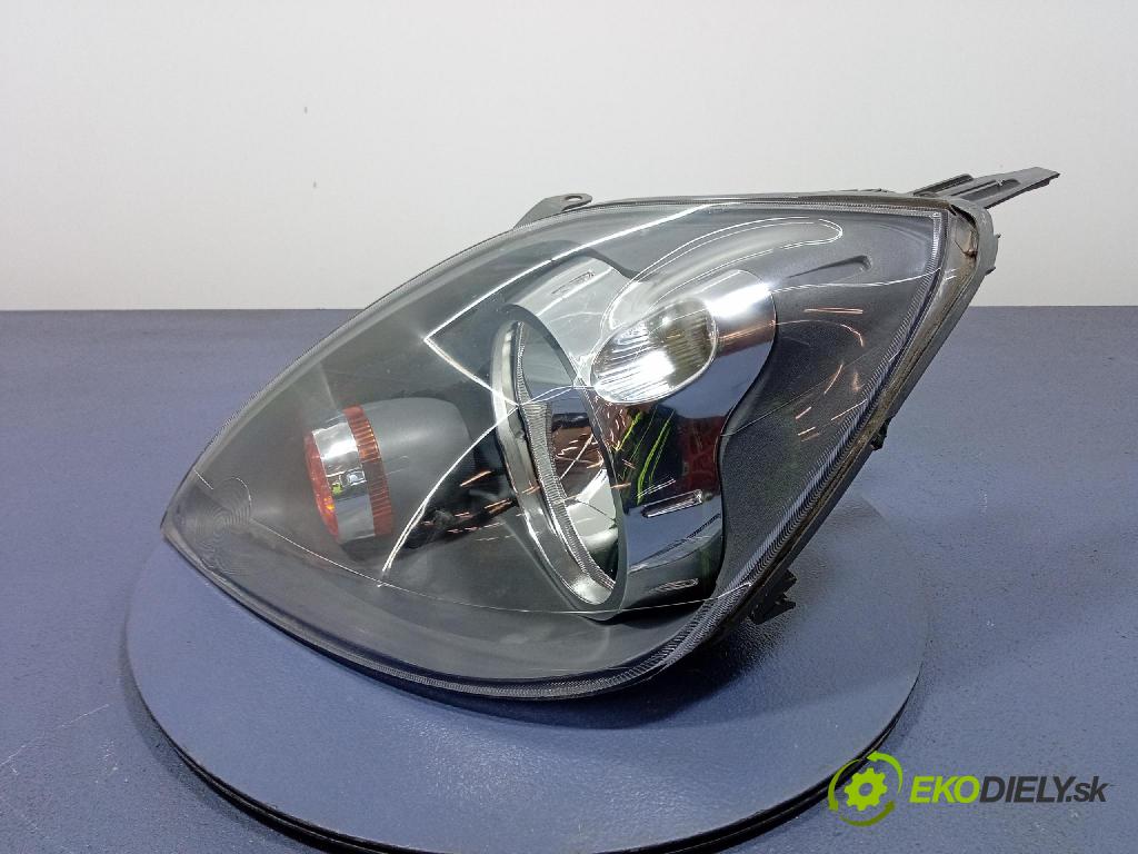 Ford Fiesta 2007 Reflektor: Vľavo: 20-A848