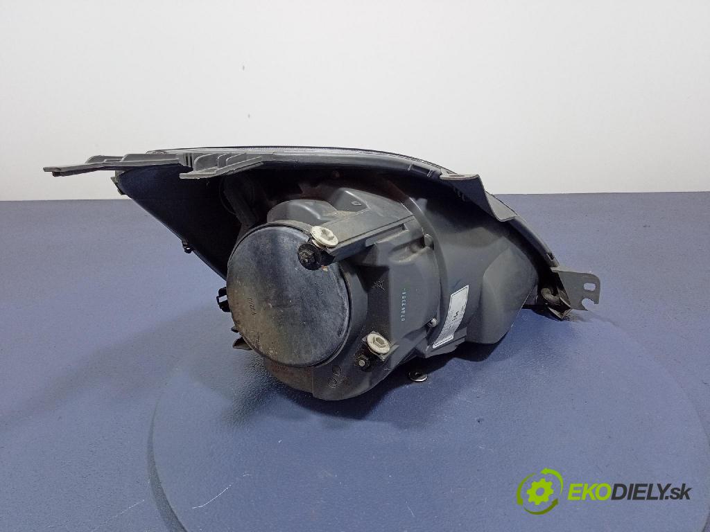 Ford Fiesta 2007 Reflektor: Vľavo: 20-A848