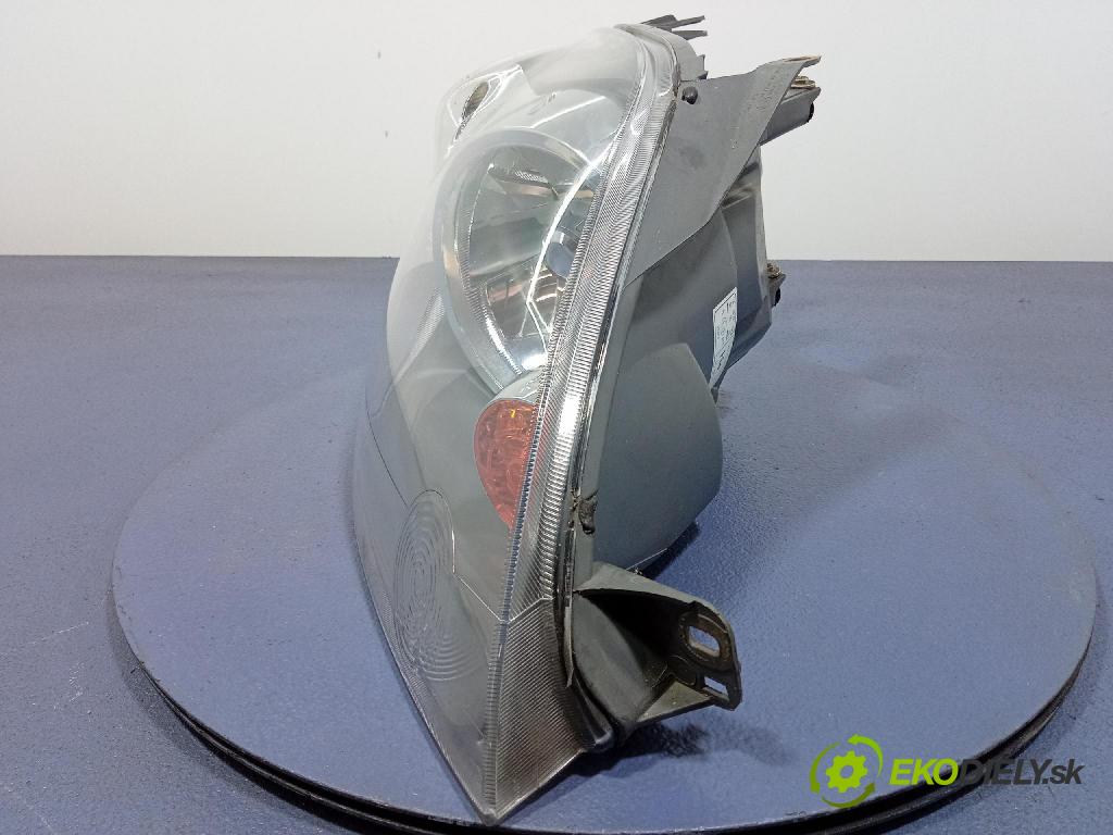 Ford Fiesta 2007 Reflektor: v pravo: 20-A847