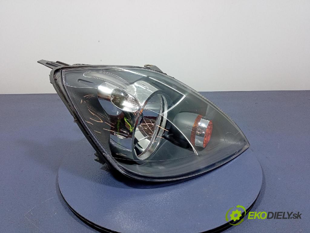 Ford Fiesta 2007 Reflektor: v pravo: 20-A847