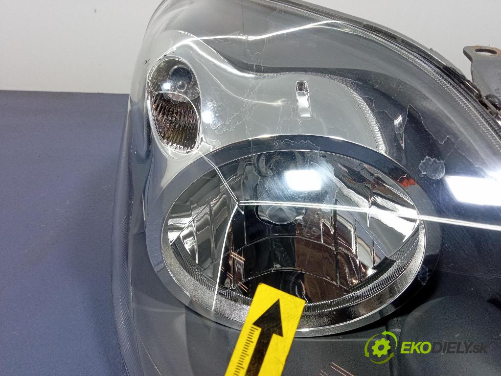 Ford Fiesta 2007 Reflektor: v pravo: 20-A847