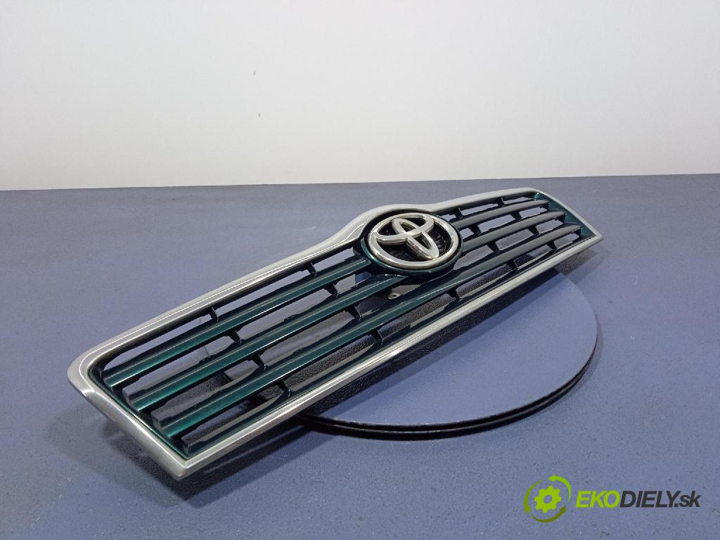 Toyota Avensis 2003 miežka / Gril: 53114-0D060