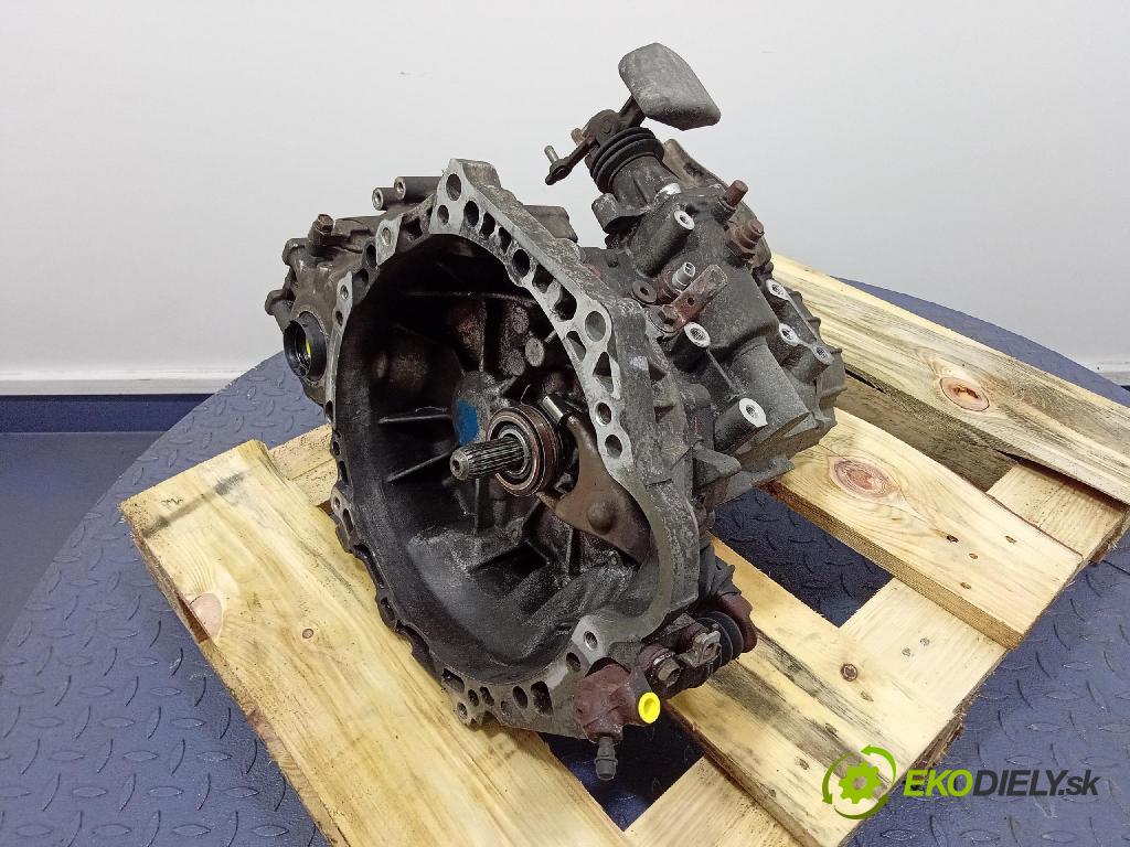 Toyota Avensis 2003 převodovka Ozubené kola: Manualna 31115-05010