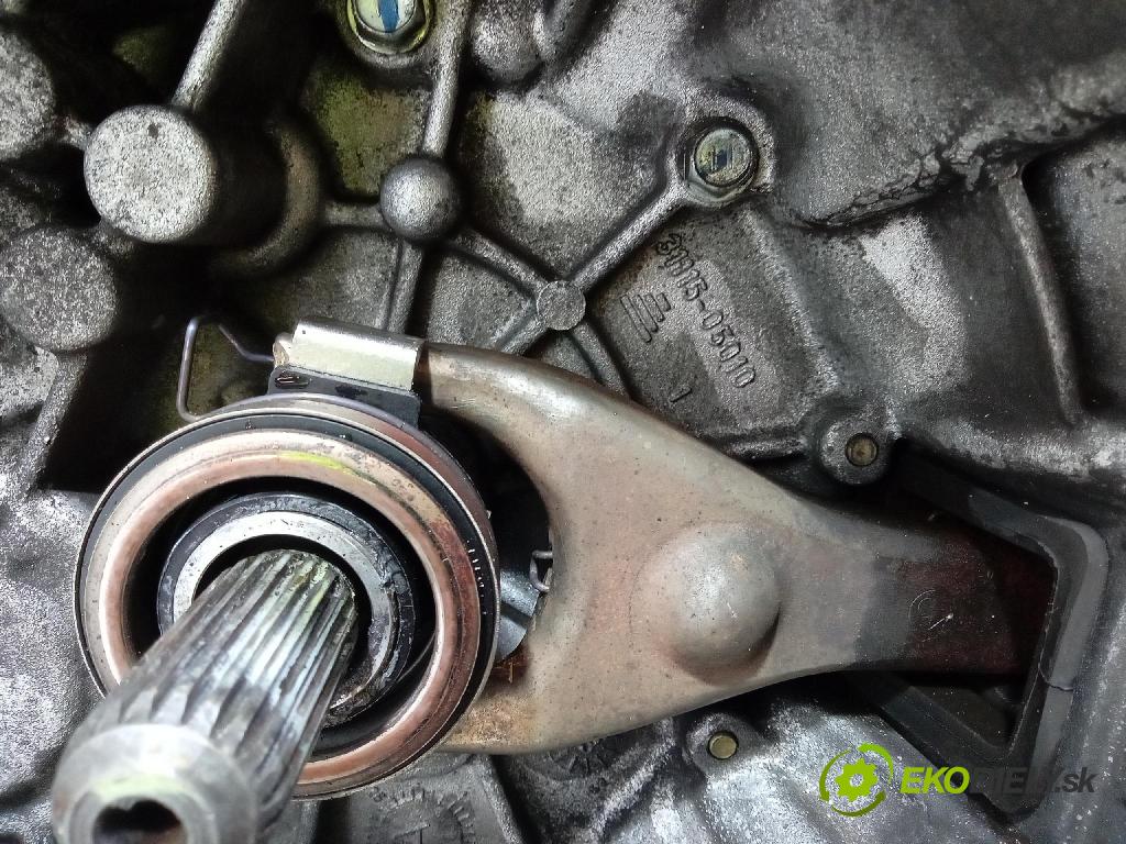 Toyota Avensis 2003 převodovka Ozubené kola: Manualna 31115-05010